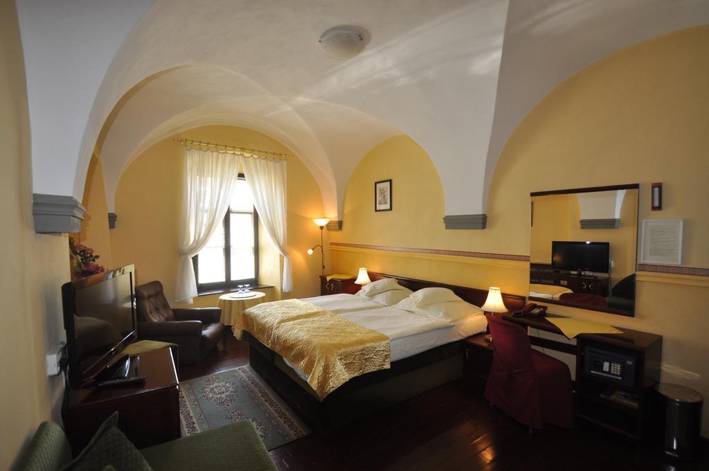 Garni -Hotel Barbakan Levoča Dış mekan fotoğraf