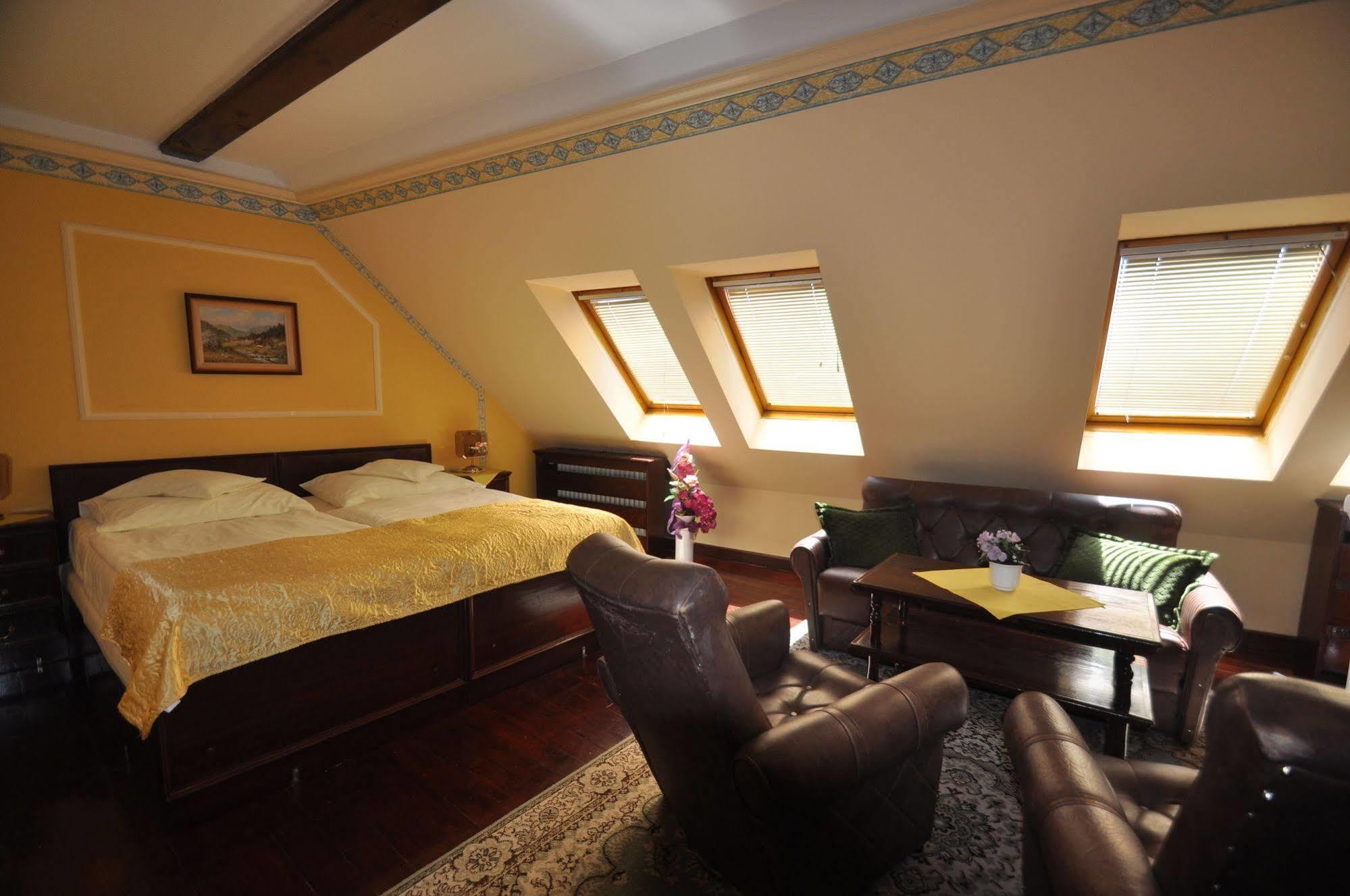 Garni -Hotel Barbakan Levoča Dış mekan fotoğraf