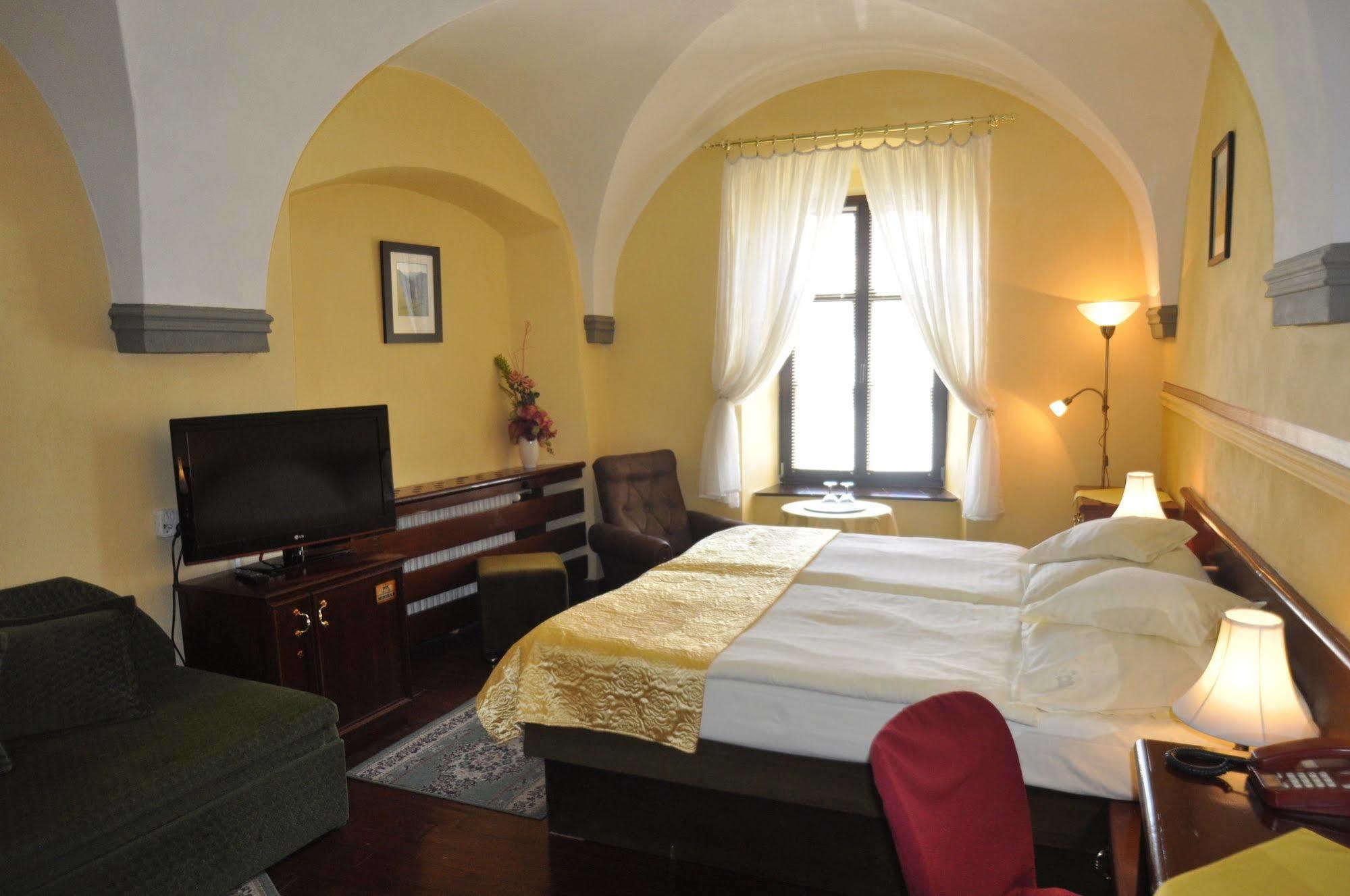 Garni -Hotel Barbakan Levoča Dış mekan fotoğraf